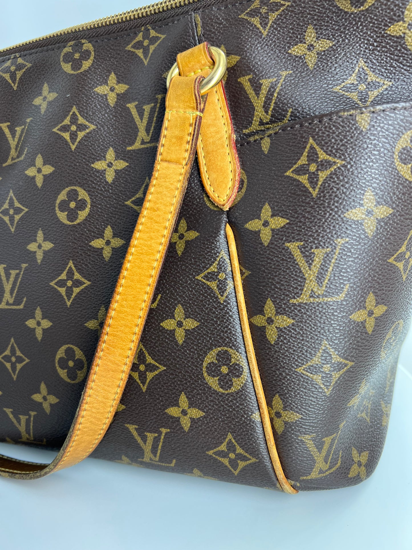 Sac Louis Vuitton Totally MM Monogram