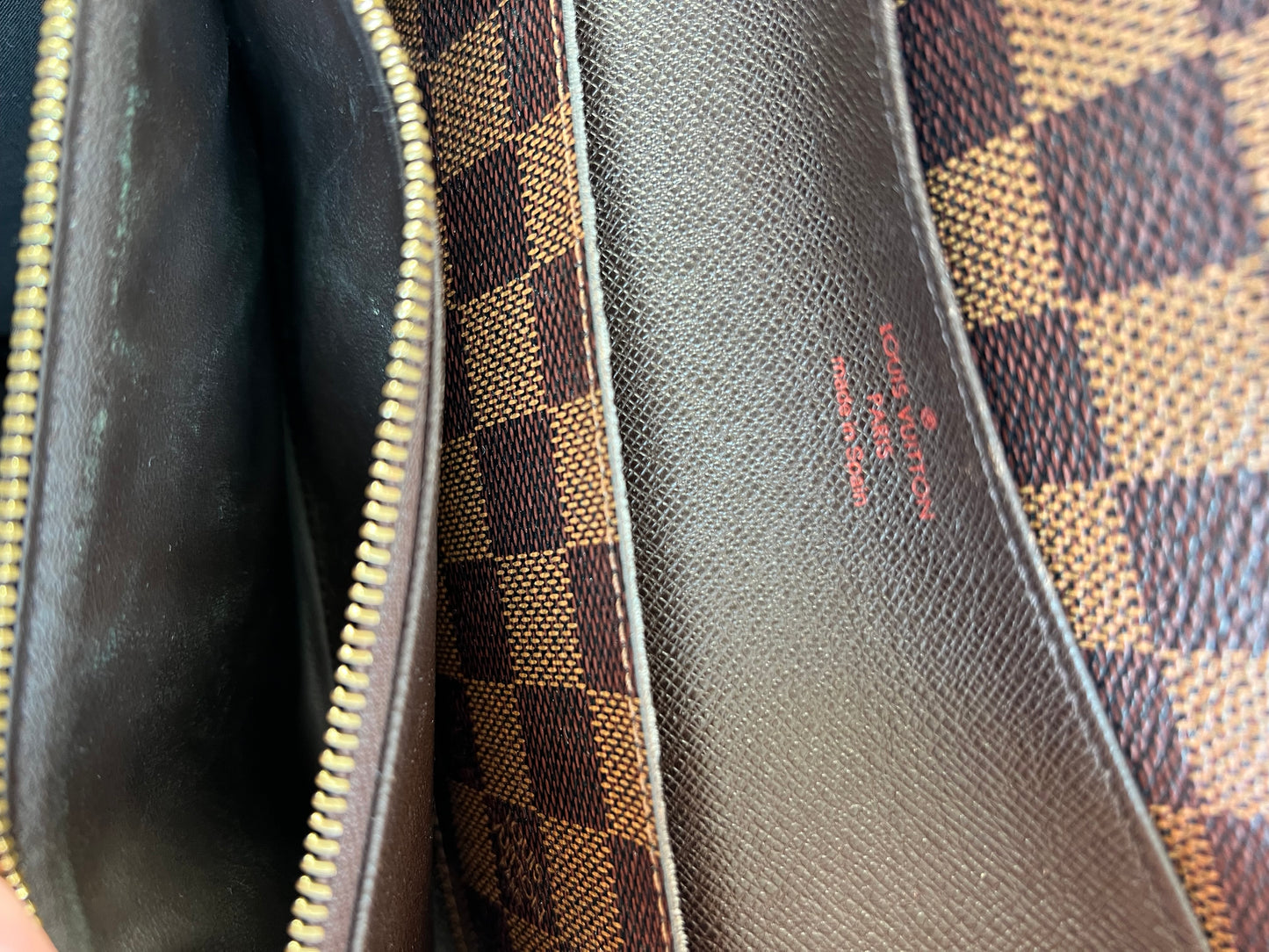 Portefeuille Louis Vuitton Emilie Damier