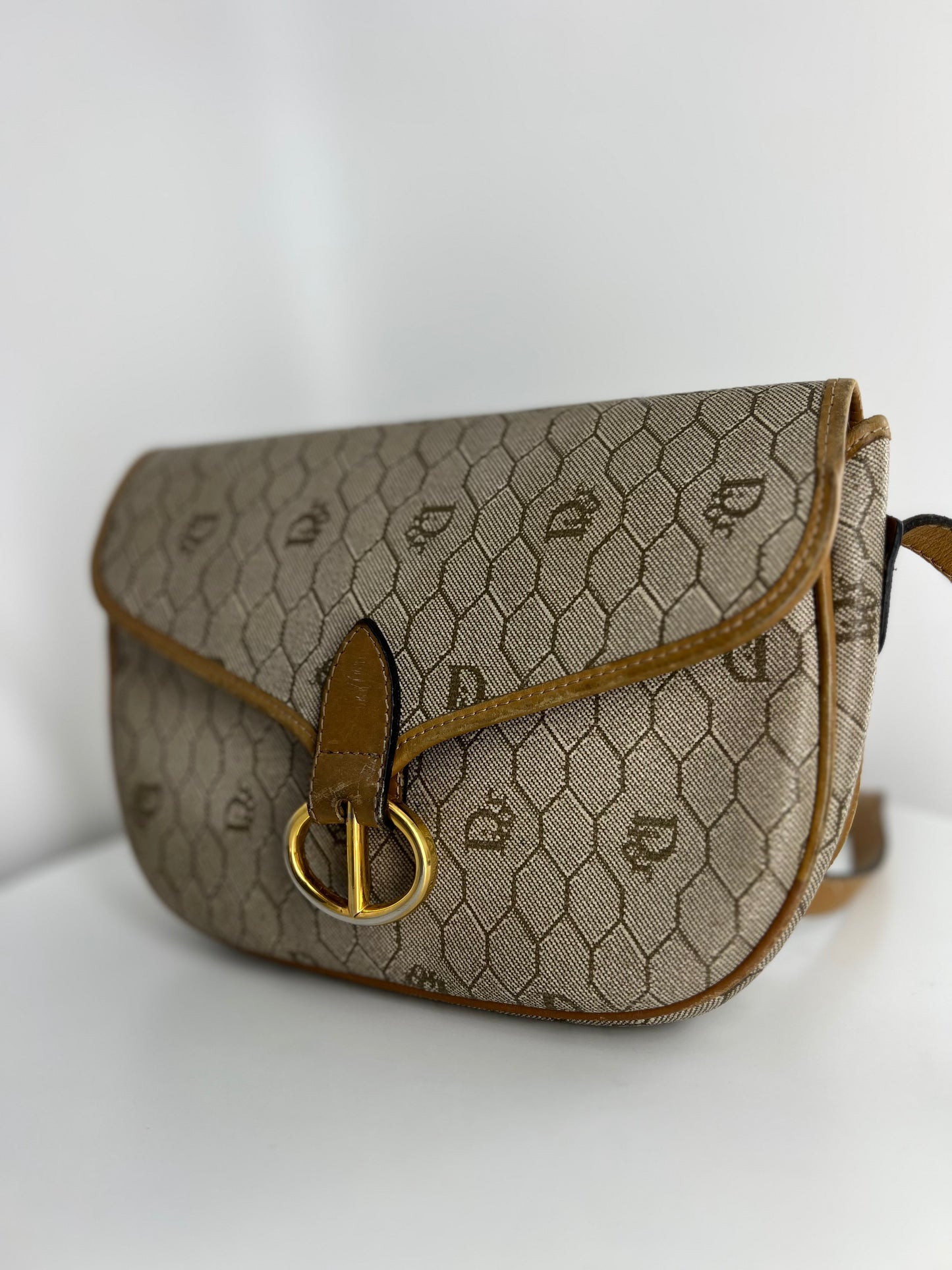 Sac Dior vintage à bandoulière alvéoles