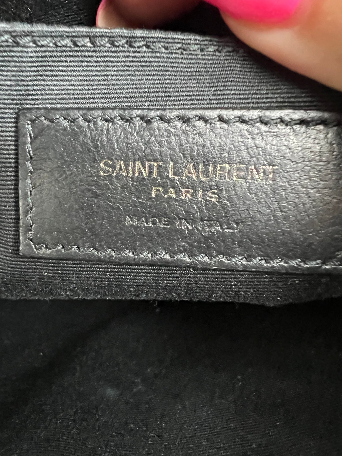 Sac Saint Laurent Lou matelassé chevron médium