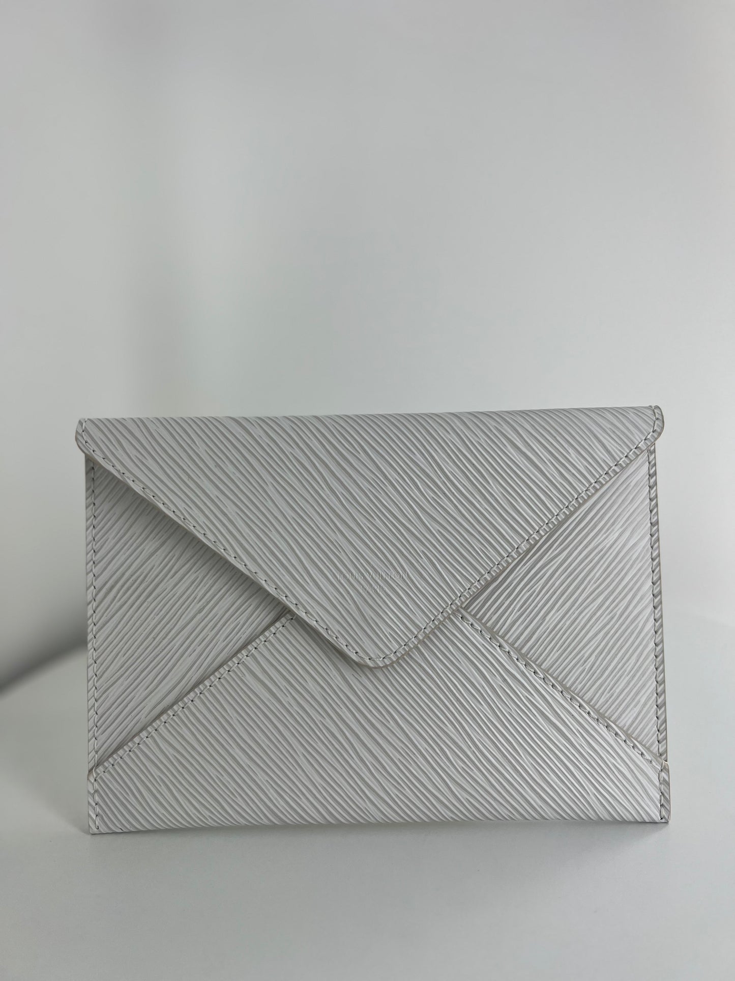 Pochette Louis Vuitton enveloppe épi